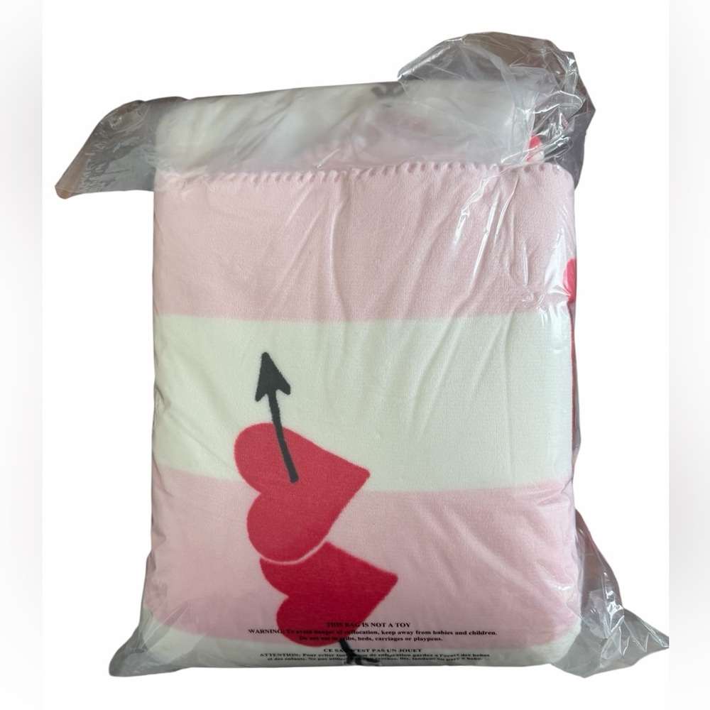 Pink & White Striped Heart Fleece Throw Blanket - Picture 3 of 3